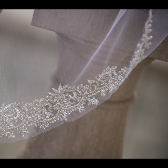 Cathedral length custom veil. - Picture 7 of 7